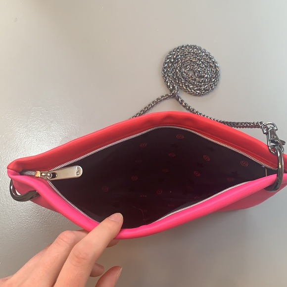 ❌SOLD❌ DIOR Shoulder Bag - Picture 6 of 11